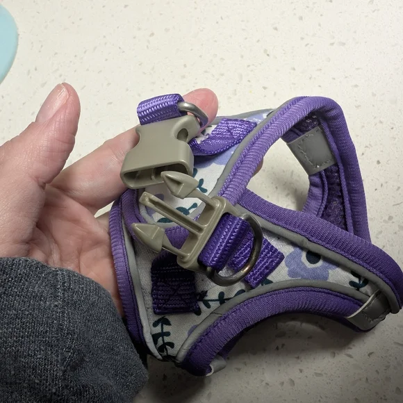 Gamuda Purple Floral Dog Harness and Leash Set - Picture 4 of 10